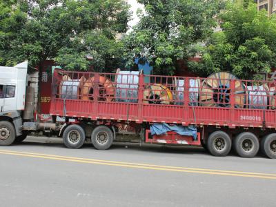 2015年7月20日  遂宁河东新区保利工程地区叉车下货